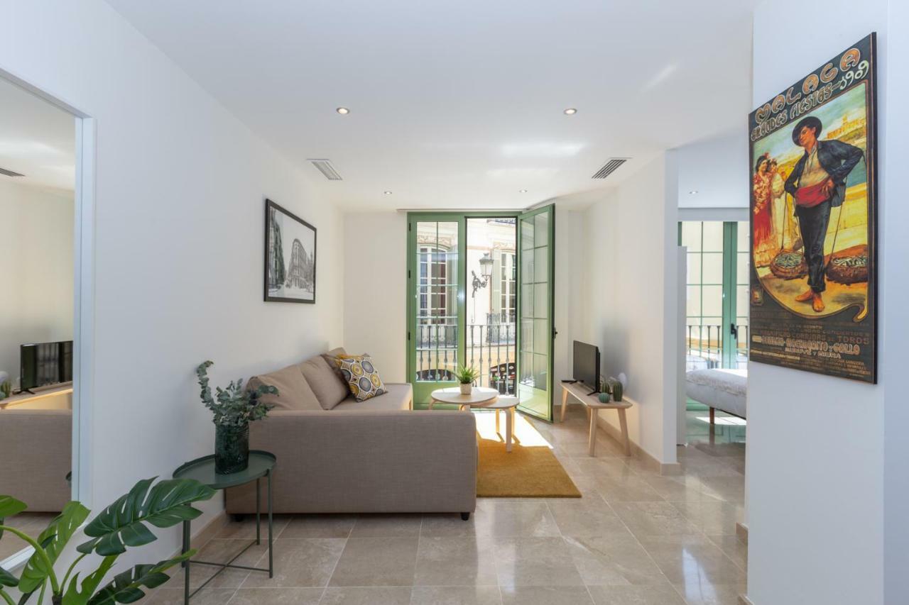 Apartamentos Miraflores Малага Екстер'єр фото