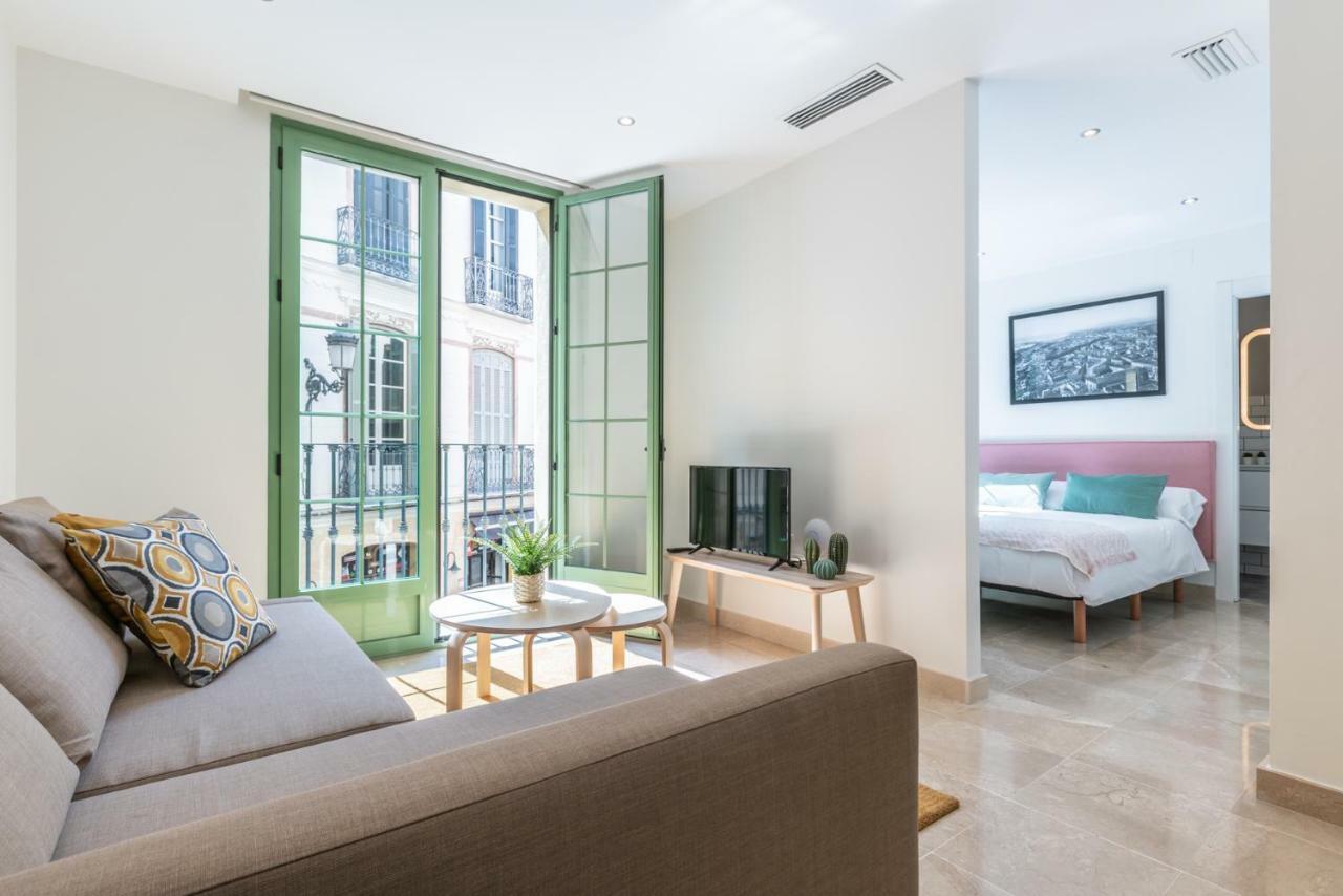 Apartamentos Miraflores Малага Екстер'єр фото