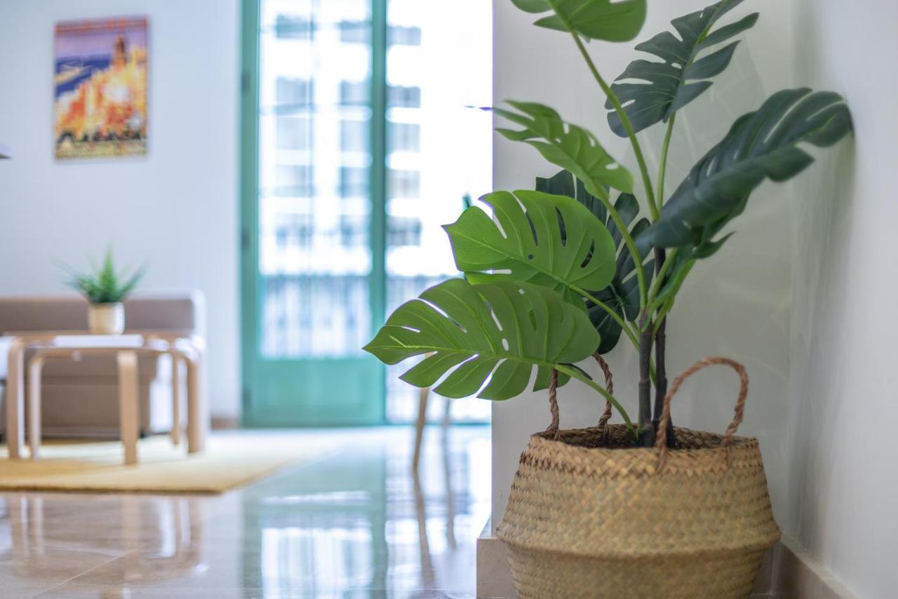Apartamentos Miraflores Малага Екстер'єр фото