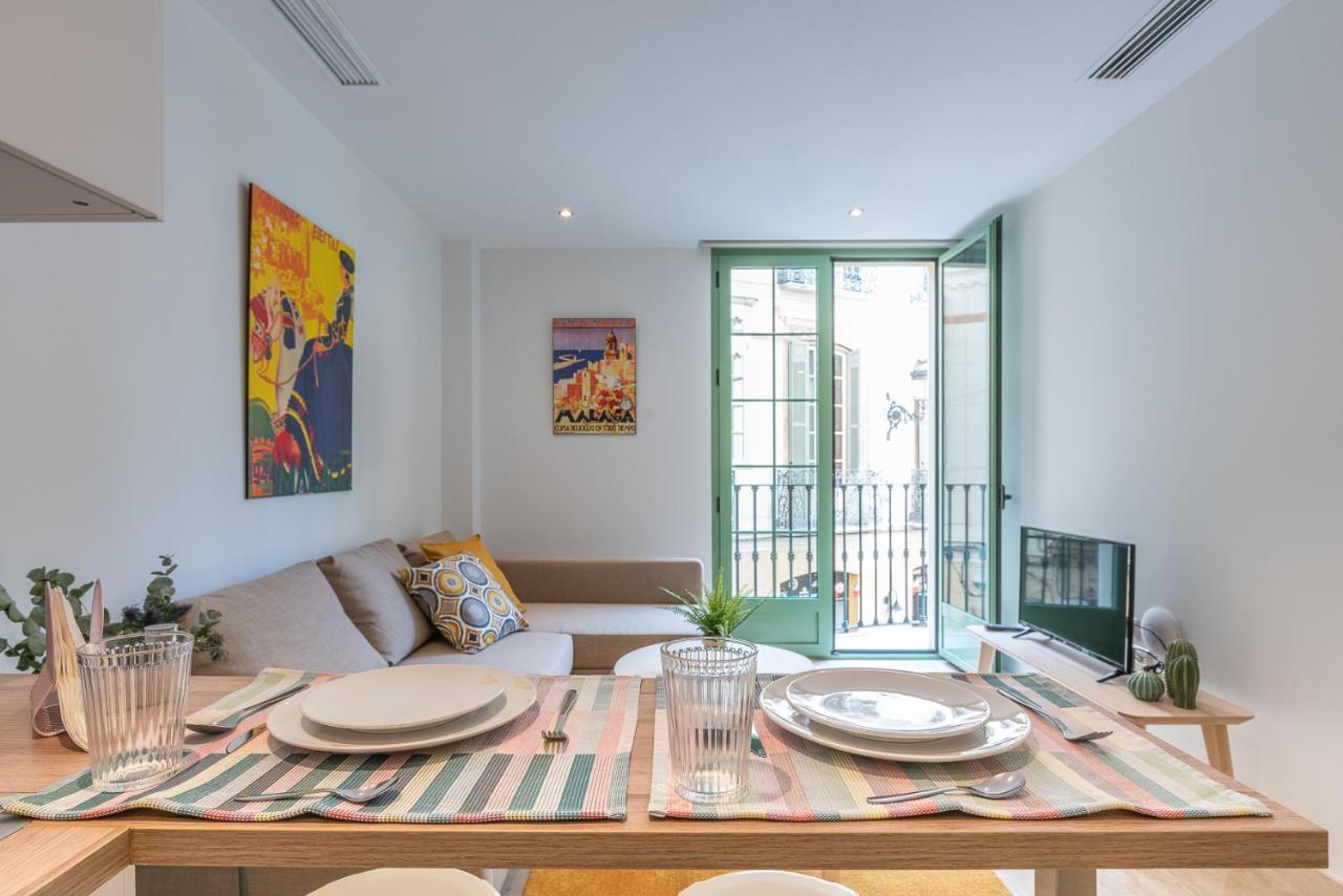 Apartamentos Miraflores Малага Екстер'єр фото